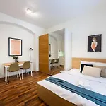 Adorable Cozy Studio In Central Prague